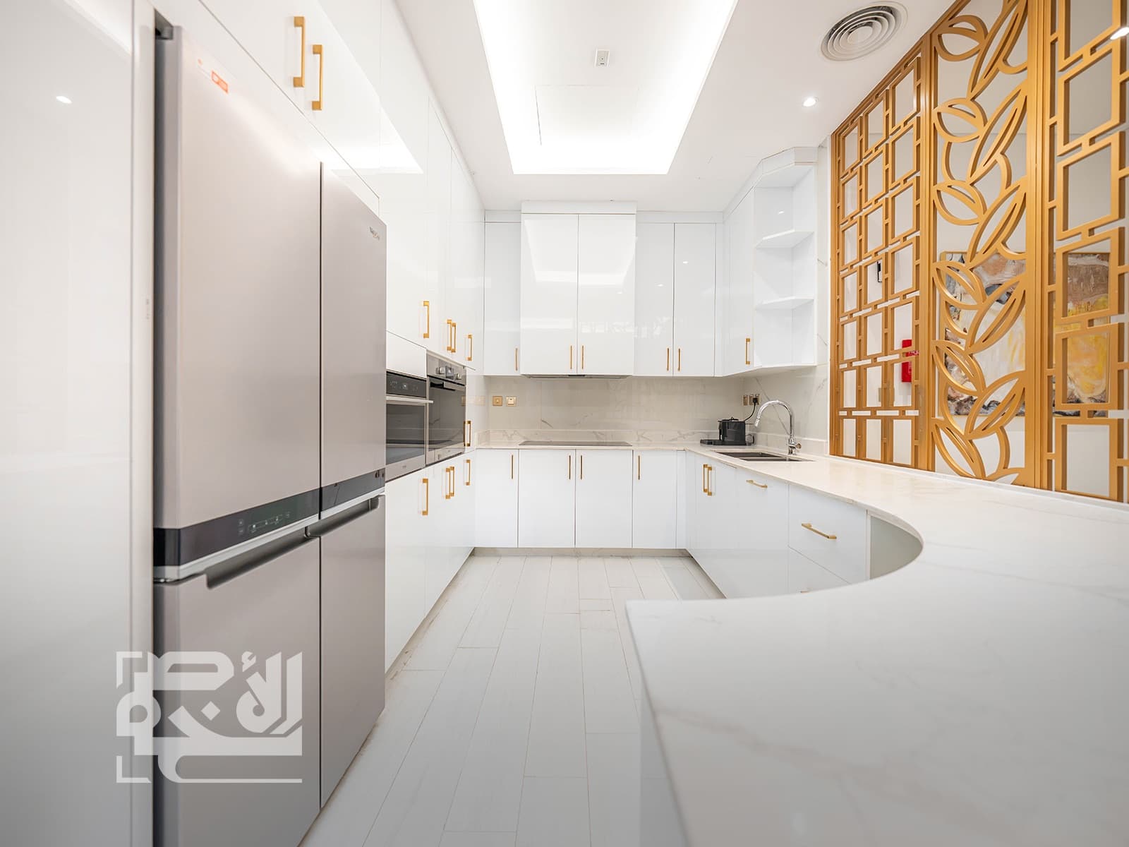 Fitted kitchen